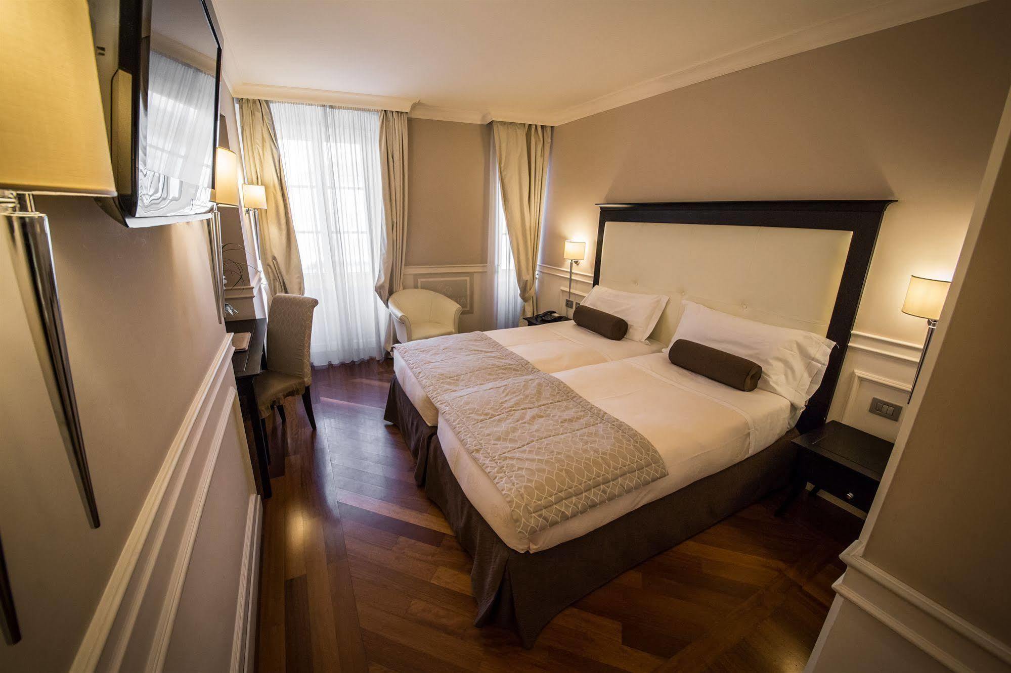 Hotel Victoria Letterario Trieste